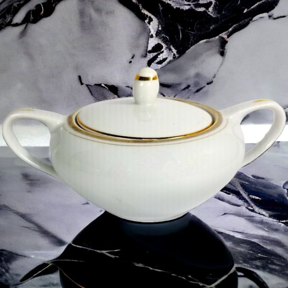 Royalton Fine China Sugar Bowl" Golden Elegance" Translucent Porcelain Japan - Picture 1 of 8